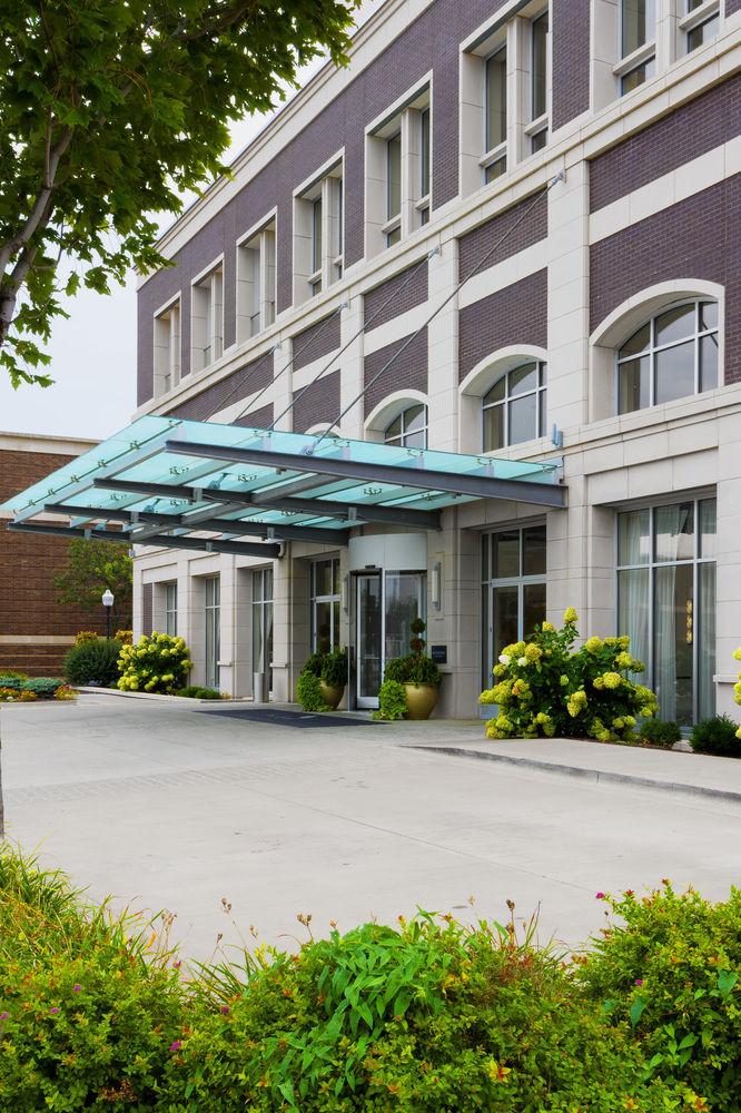 Hotel Blackhawk, Autograph Collection Davenport Exterior photo